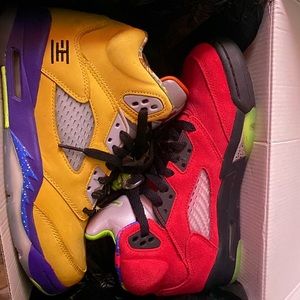 “What the” air Jordan 5 sz 7 like new only worn 4x